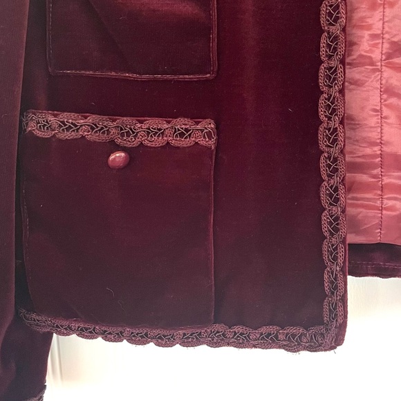 Vintage Velvet Jacket Maroon Burgundy Embellished Victorian 70s Pockets Fancy - Picture 4 of 15